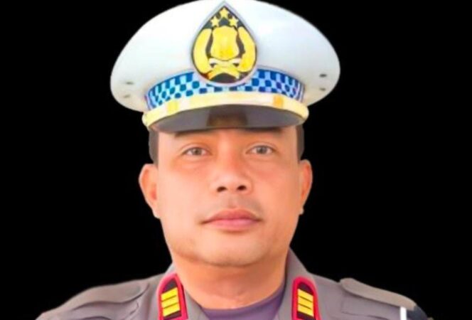 
					Cegah Lakalantas, Satlantas Polres Tator Pasang Papan Bicara dan Intens Sosialisasi