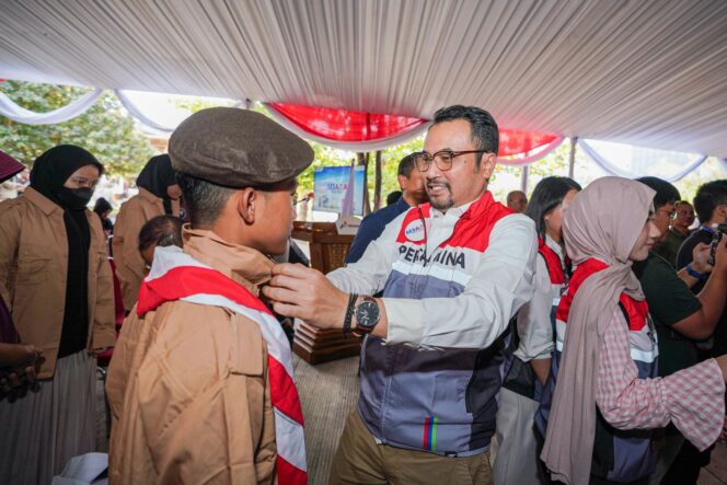 
					Pertamina Patra Niaga Dukung Penyaluran 1.000 Seragam Sekolah untuk Anak Operator SPBU dan Siswa Difabel