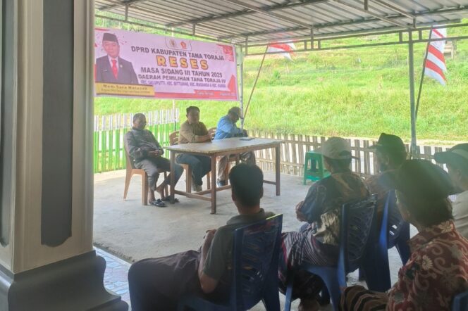 
					Anggota DPRD Tator Medi Sura’ Matasak Turun Langsung Mendengar Aspirasi Masyarakat di Dapil 4