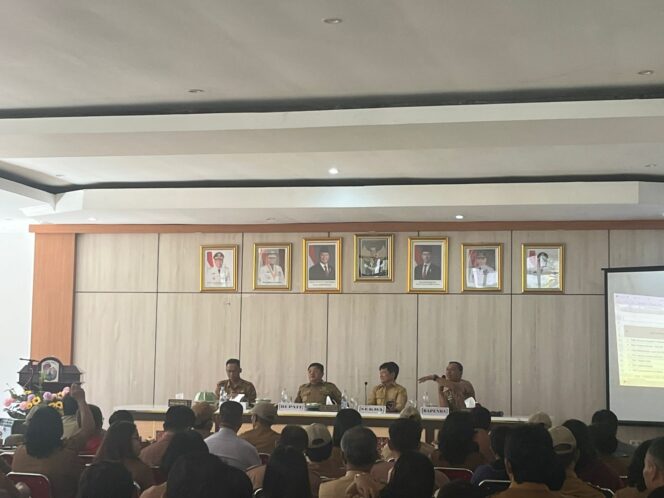 
					Bupati Torut Minta Warga Jangan Takut Periksa TB, “Semakin Cepat, Semakin Bagus”