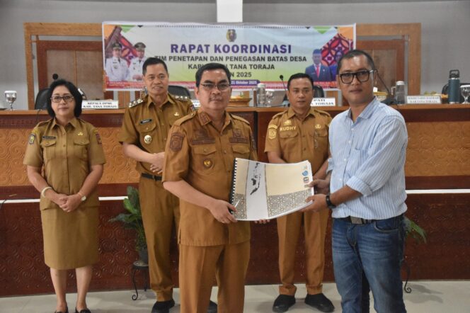 
					Cegah Terjadinya Penyerobotan Wilayah, Pemda Tator Pasang Tapal Batas di 112 Lembang