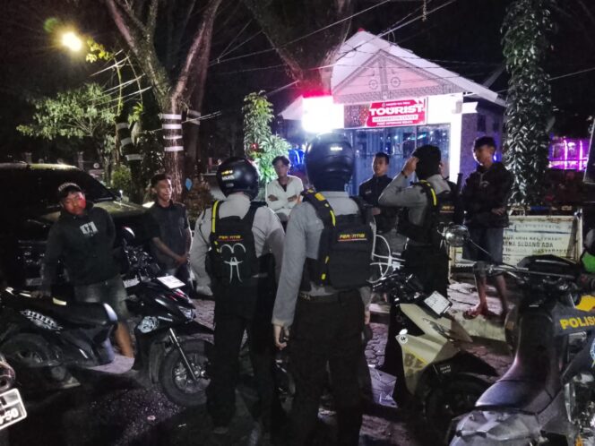 
					Sat Samapta Polres Tana Toraja Intensifkan Pengawasan Malam Hari di Titik Rawan