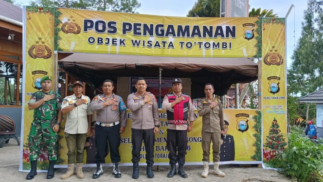 
					JAMIN KEAMANAN NATARU: Kapolres Toraja Utara Tinjau Intensif Kesiapan Pos Operasi Lilin 2025