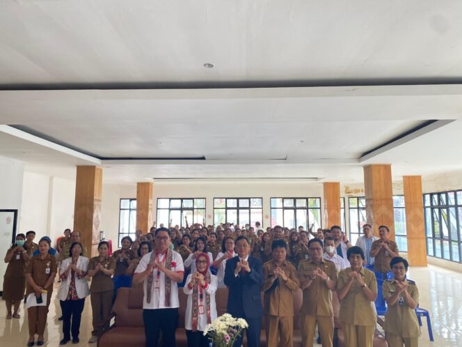 
					Bupati Toraja Utara Sambut Tim Surveior LAFKI di RSUD Pongtiku